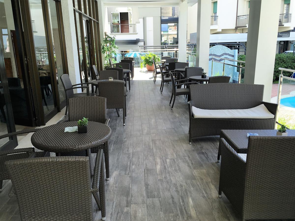 Hotel Excelsior กัตตอลิกา ภายนอก รูปภาพ